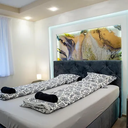 Dream 2 With Free Parking Győr