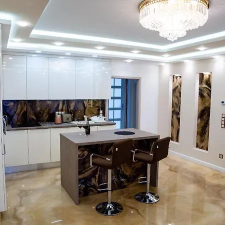 Dream 2 With Free Parking Apartment *